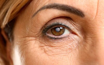 Peut-on regarder un écran après une opération de la cataracte ?